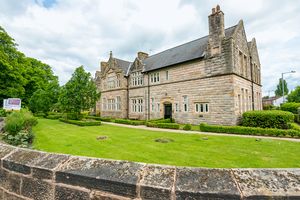 Photo 2- click for photo gallery